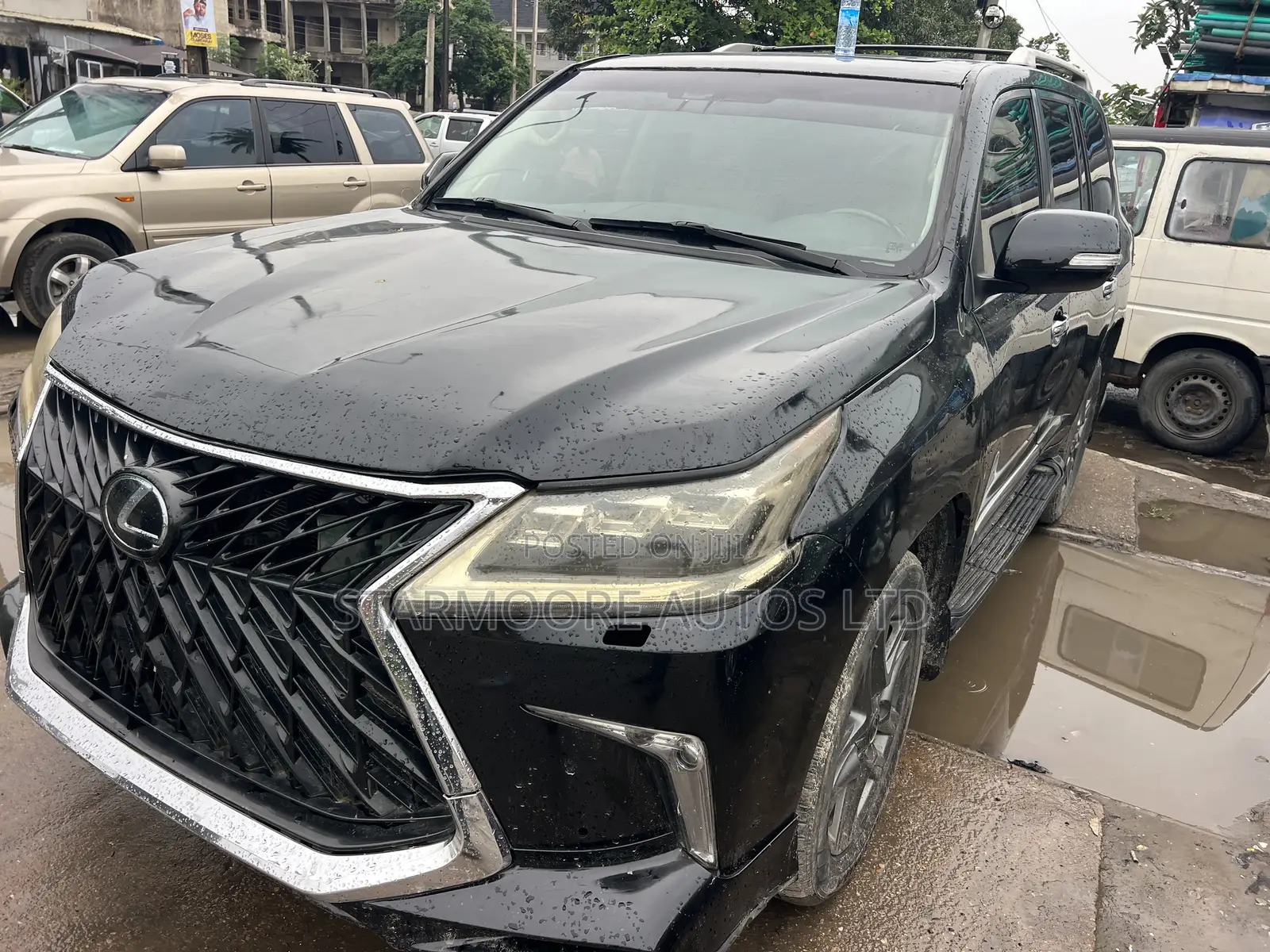 Lexus LX 570 2010 Black