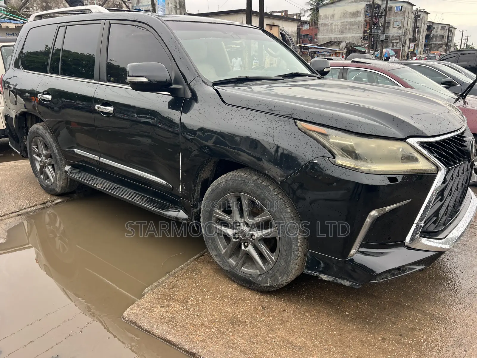 Lexus LX 570 2010 Black