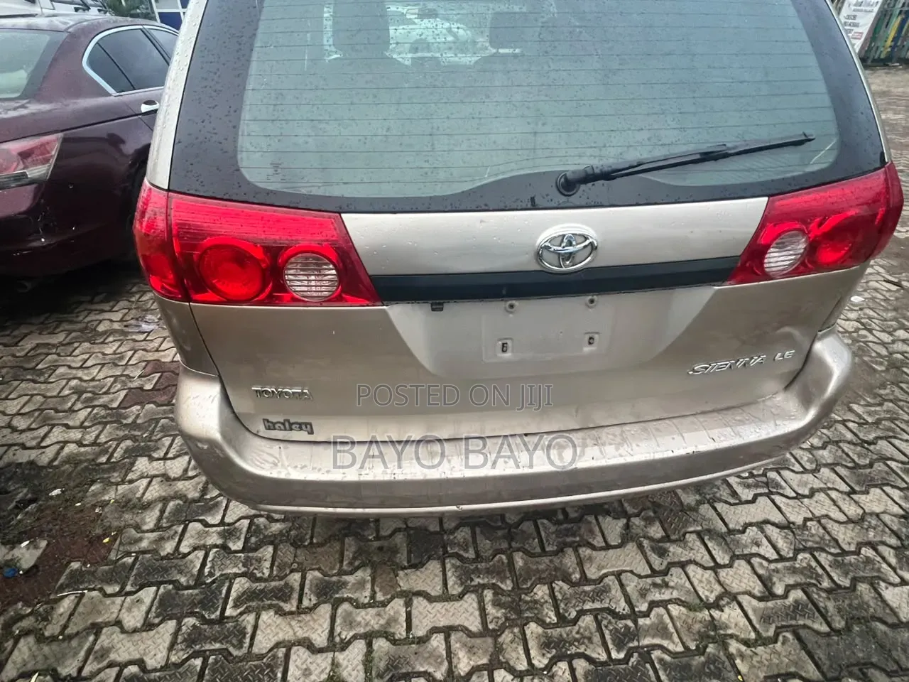 Toyota Sienna LE 2008