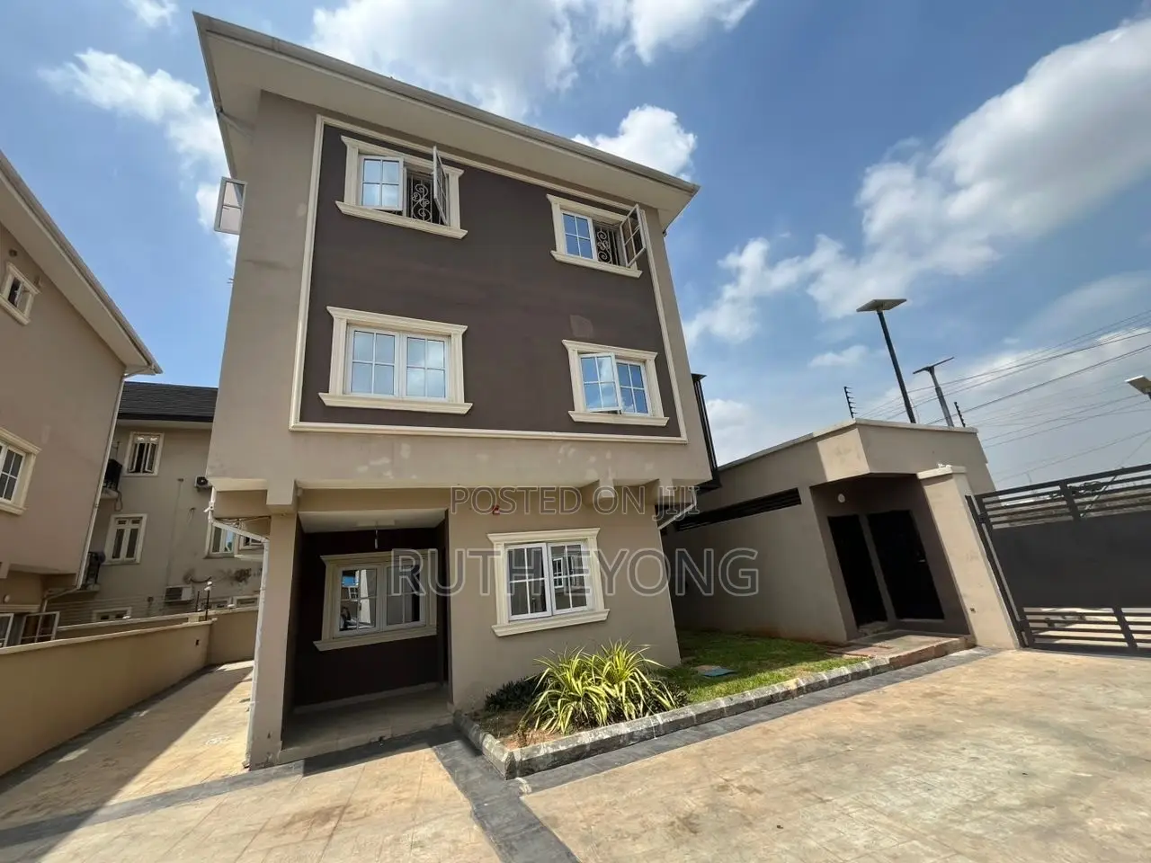 4bdrm Duplex in Ikeja GRA for rent