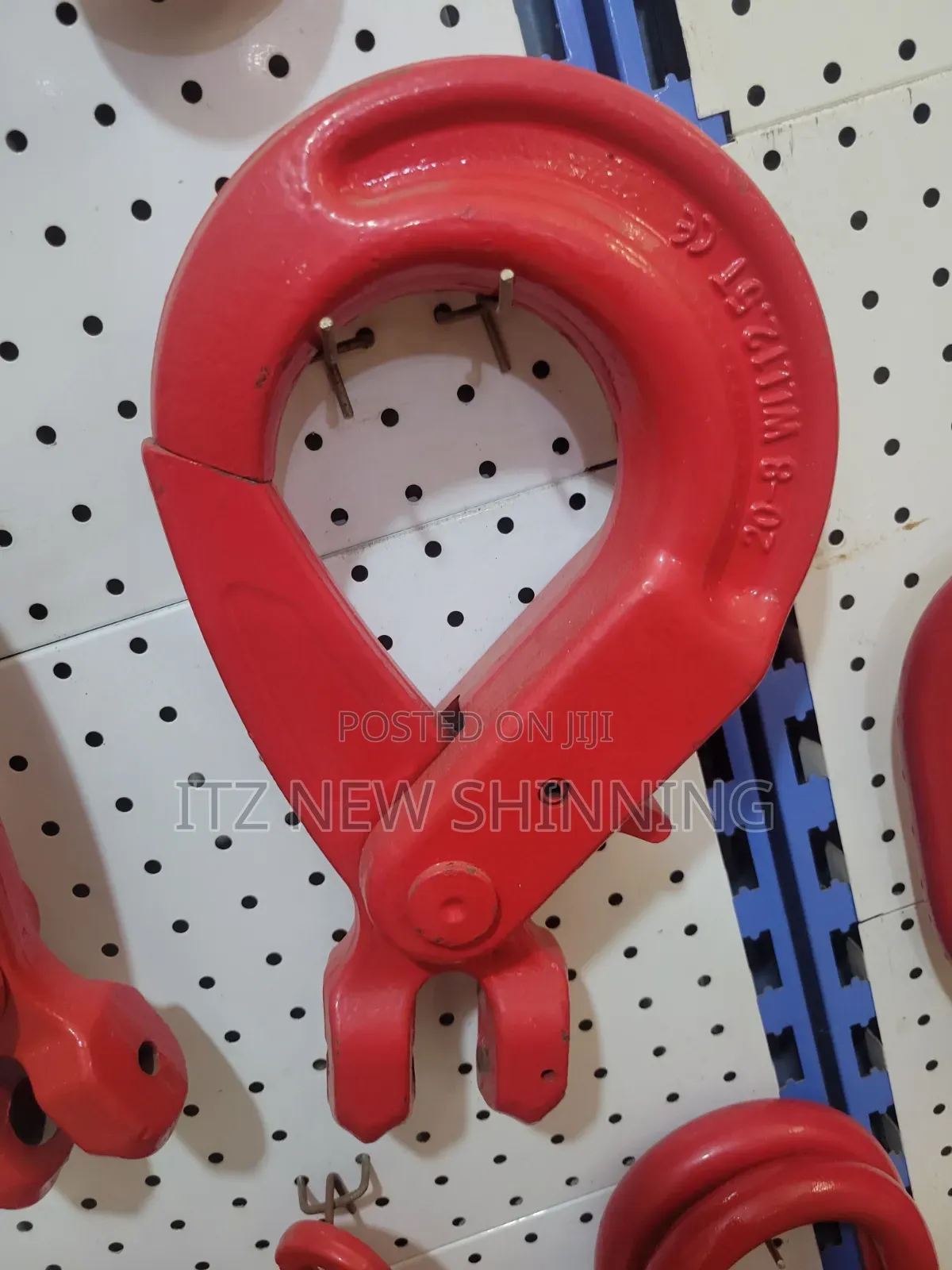 All Ttypes of Heavy Duty Hook Available
