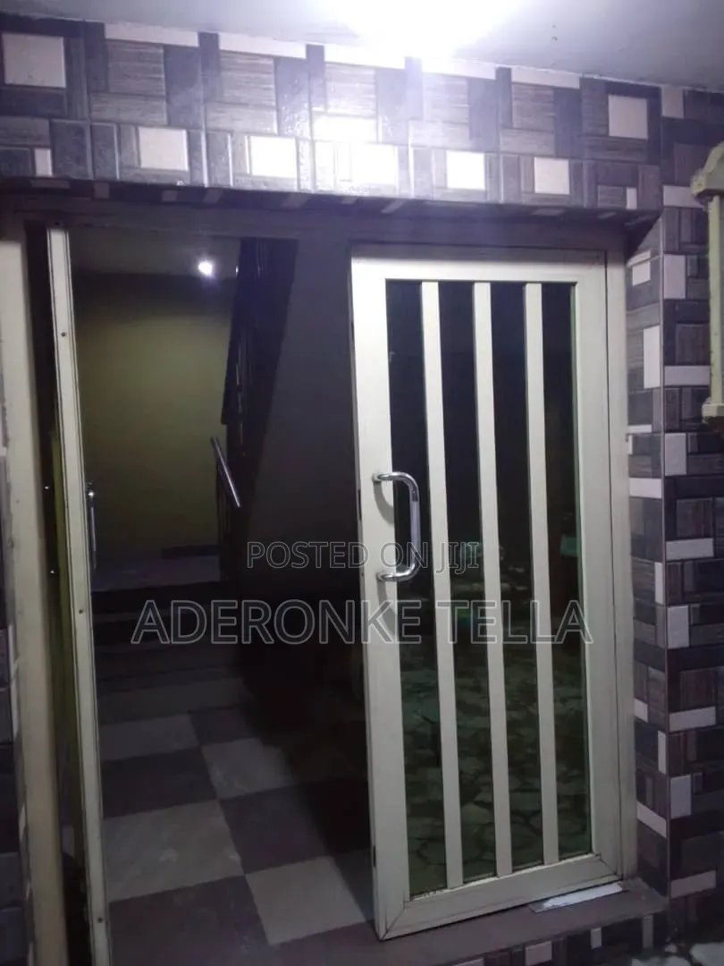Furnished 2bdrm Block of Flats in Off Akinremi Street, Ikeja for rent