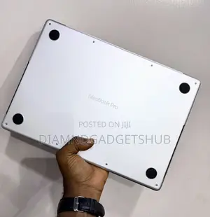 Laptop Apple MacBook Pro 2023 M3 Pro 18GB Apple M3 Pro SSD 512GB