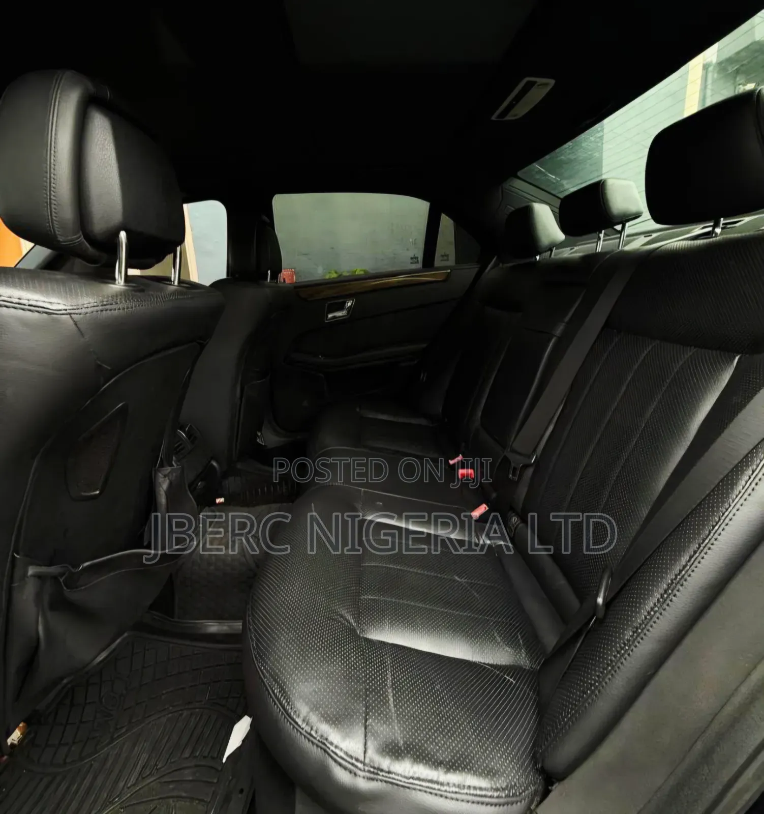 Mercedes-Benz E350 2011 Black