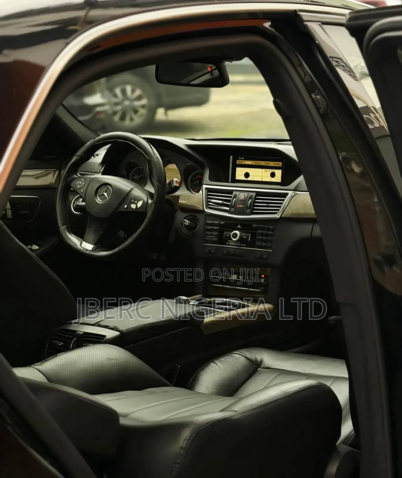 Mercedes-Benz E350 2011 Black