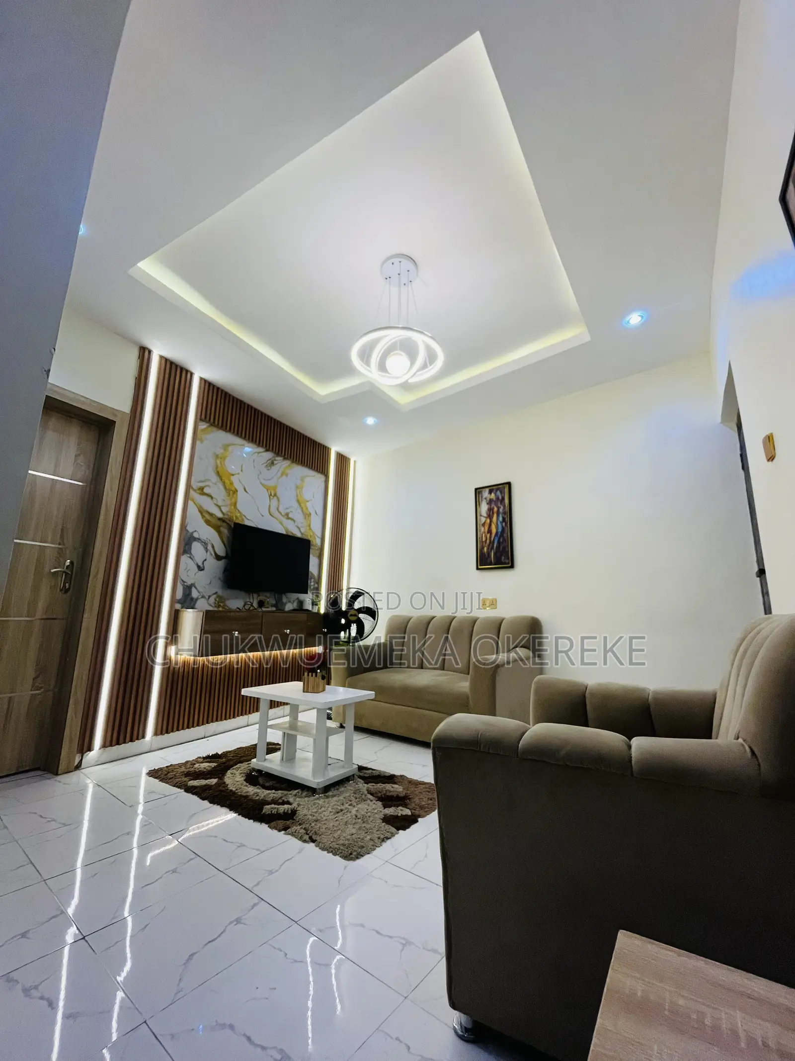 One Bedroom Apartment