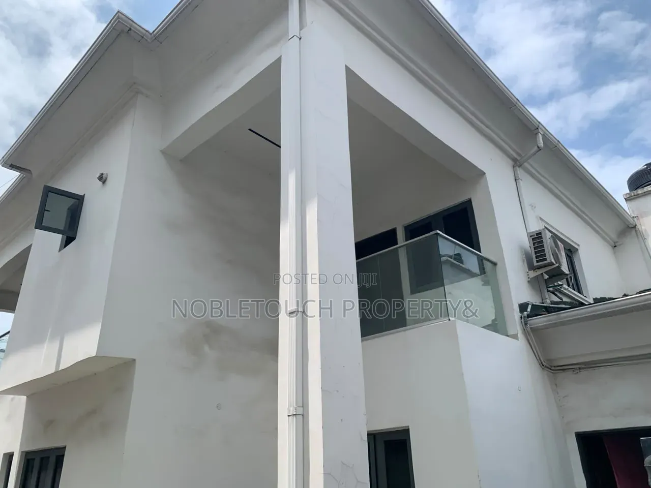 4bdrm Duplex in Osapa London Lekki for sale