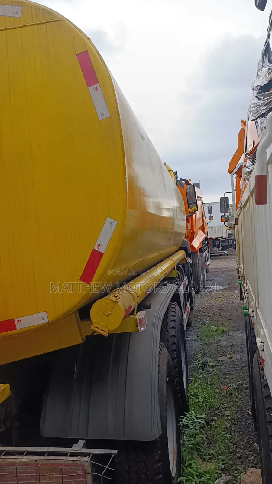 Super Clean Howo 10 Tires 18,200 Liters Water Tanker