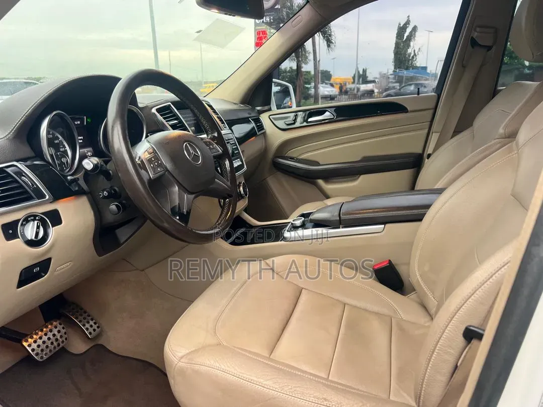 Mercedes-Benz M Class ML400 4MATIC 4dr SUV AWD (3.0L 6cyl Turbo 7A)