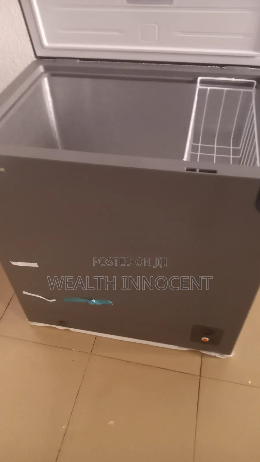 Hisense 198L Chest Freezer FC270SH – Very Clean