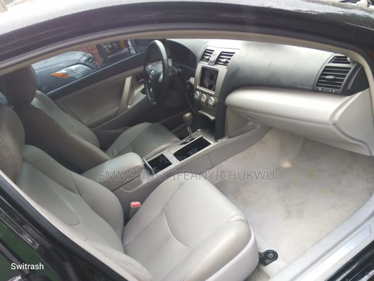 Toyota Camry SE 4dr Sedan (2.5L 4cyl 6AM) 2010 Black
