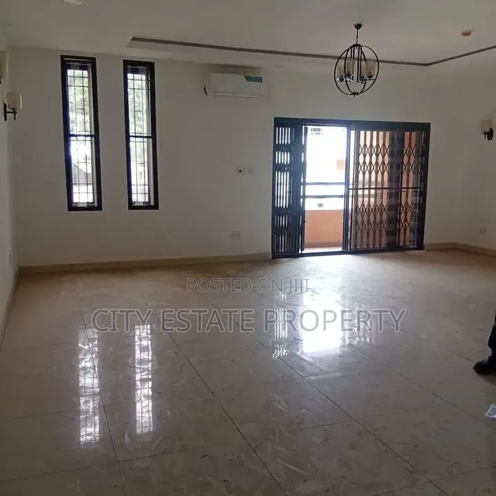 4bdrm Duplex in City Estate, GRA Phase 2 / Port-Harcourt for rent