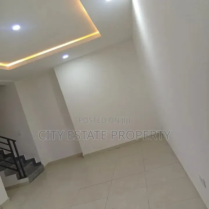 4bdrm Duplex in City Estate, GRA Phase 2 / Port-Harcourt for rent