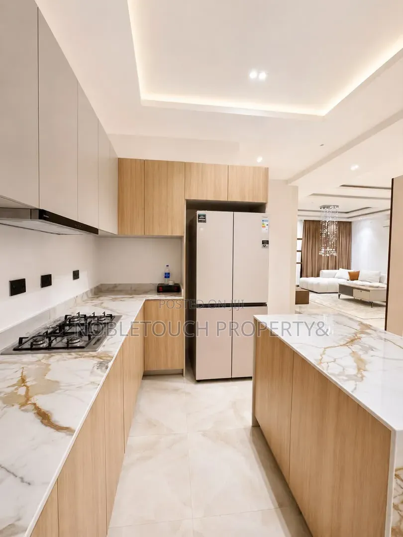 3bdrm Block of Flats in Ikoyi Lagos for sale