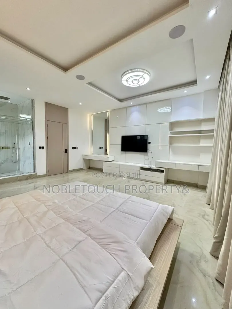 3bdrm Block of Flats in Ikoyi Lagos for sale
