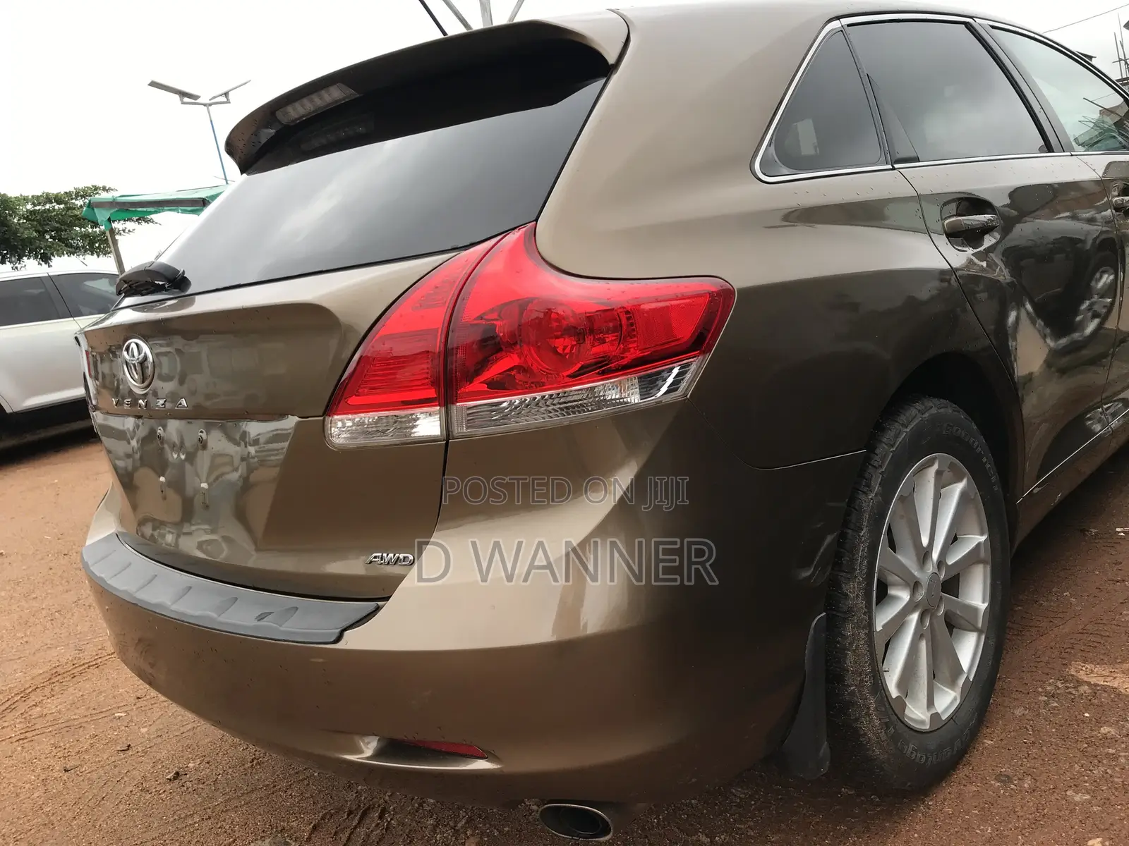 Toyota Venza AWD 2010 Beige