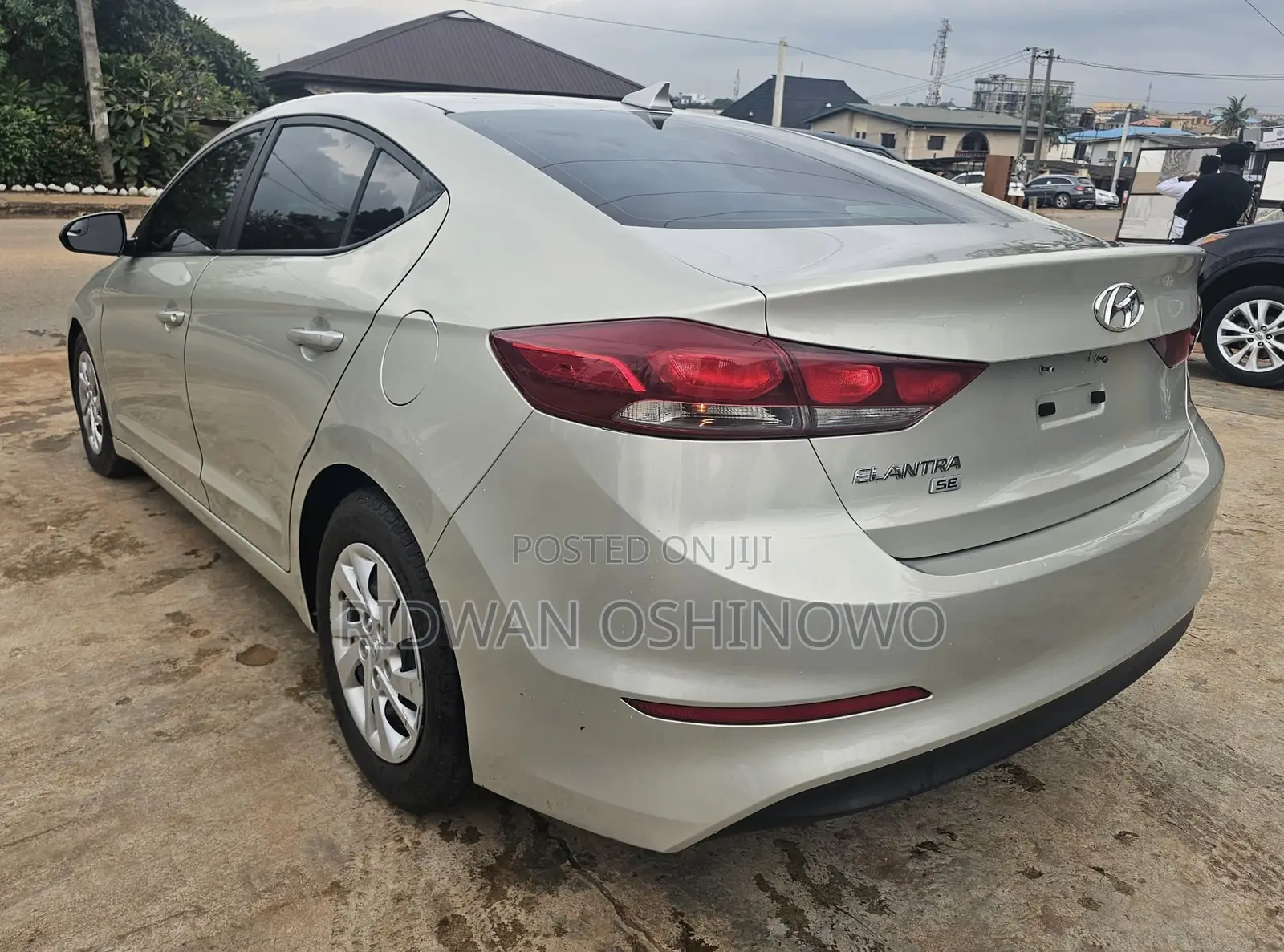 Hyundai Elantra 2016 Silver