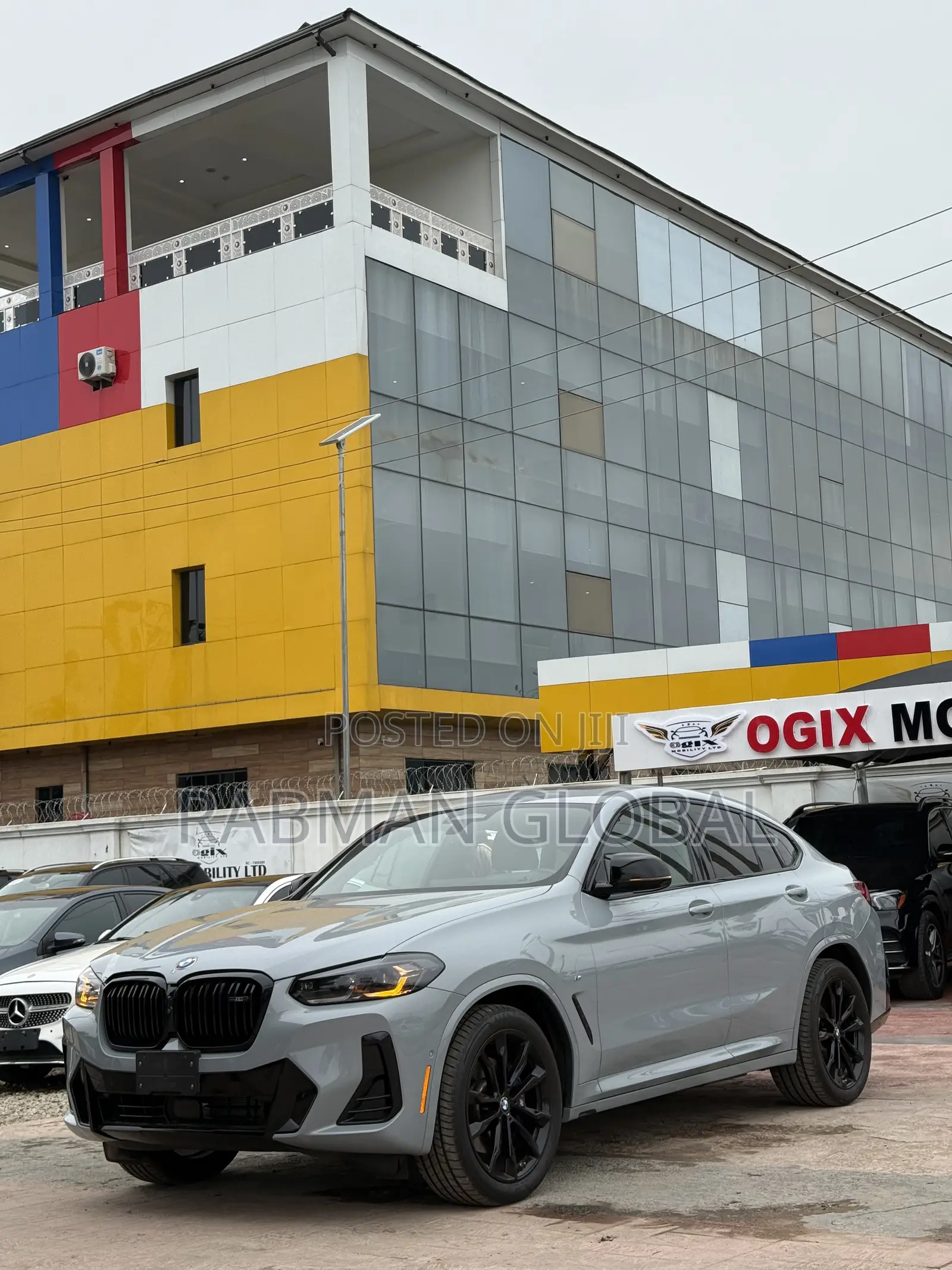 BMW X4 M40i Sports Activity Coupe 2025 Gray
