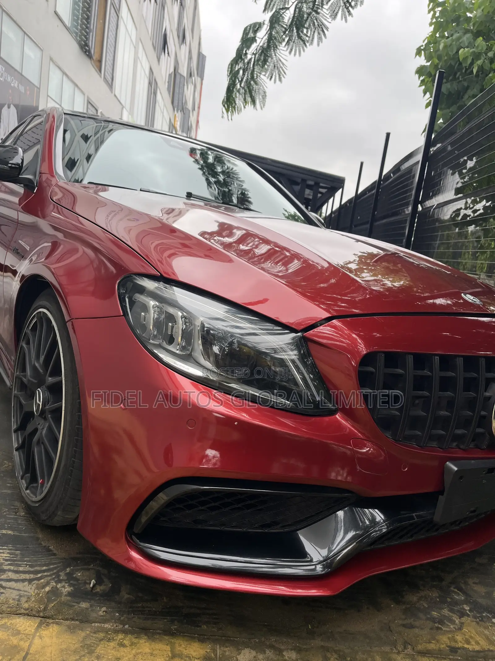 Mercedes-Benz C63 S RWD Sedan (4.0L V8 7A) 2017 Red