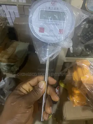 Industrial Digital Display Bimetal Thermometer With a Stainless Steel