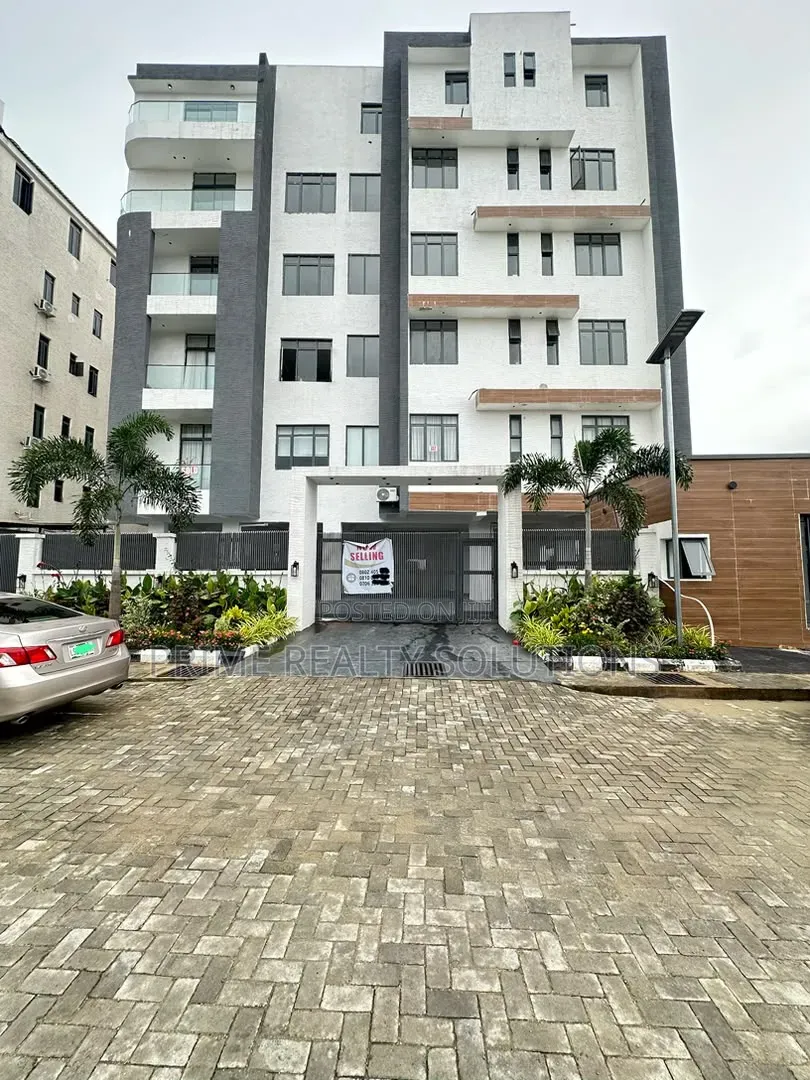 3bdrm Apartment in Ikate for sale
