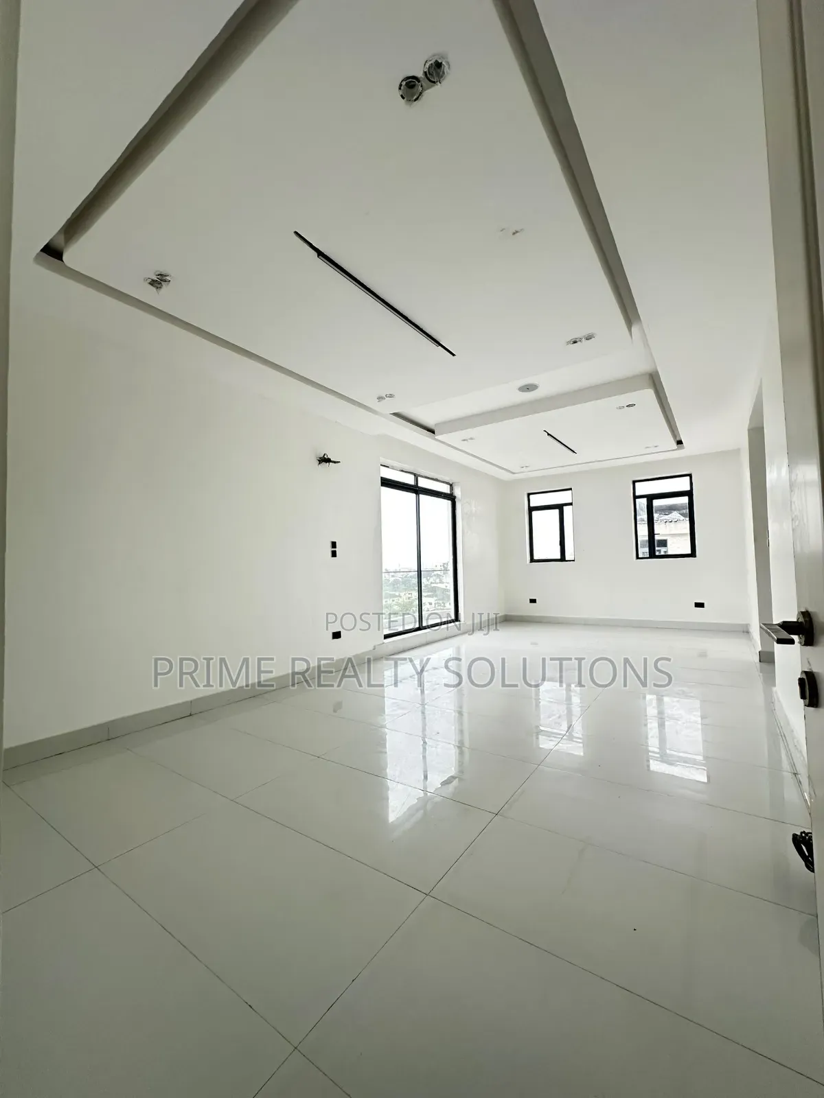 3bdrm Apartment in Ikate for sale