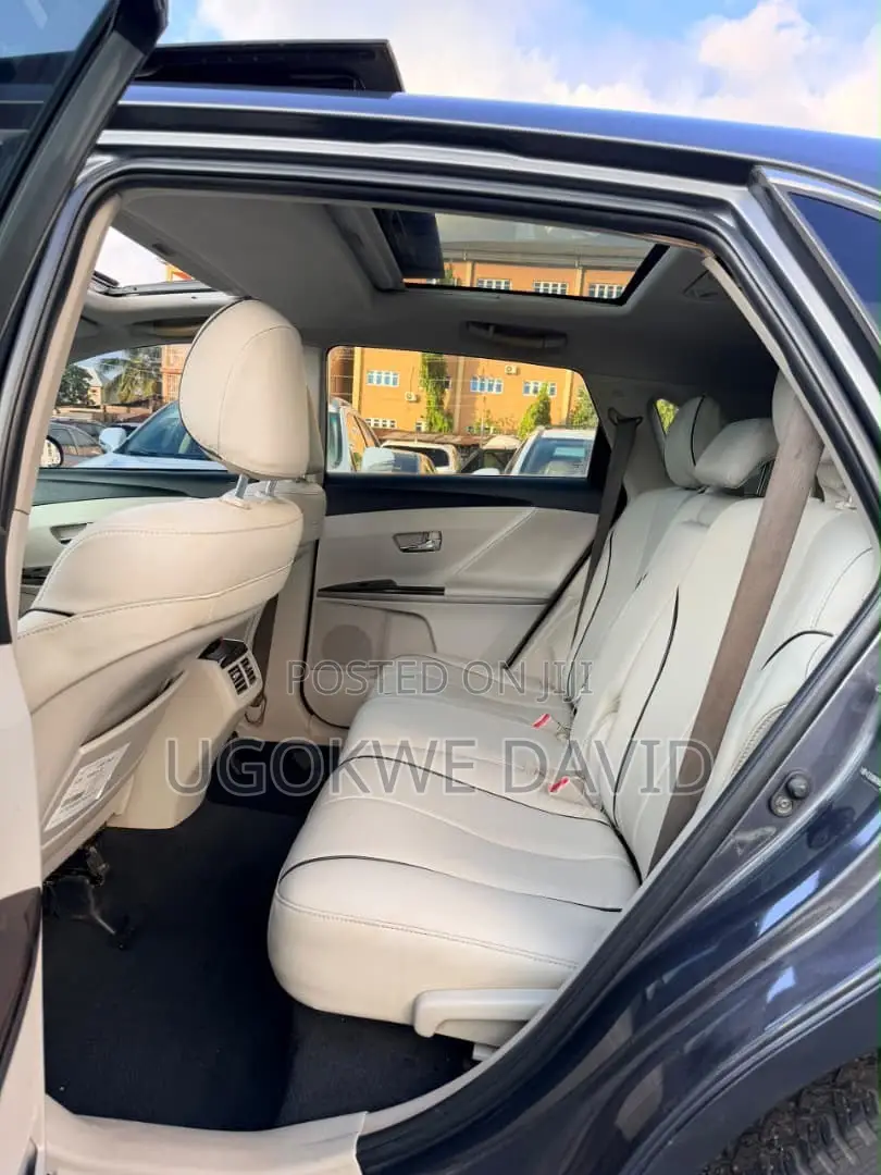 Toyota Venza 2014 Gray