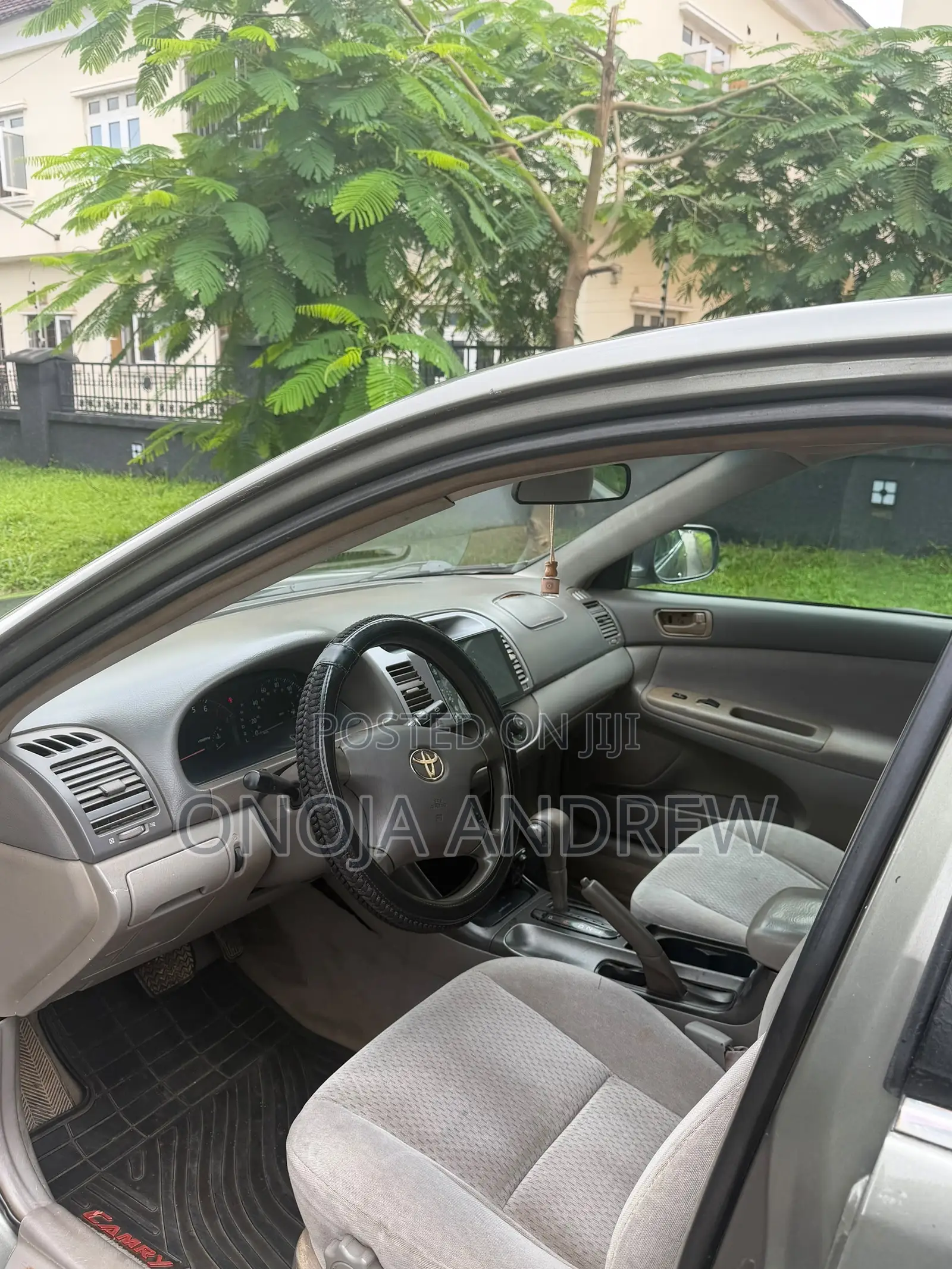 Toyota Camry 2004 Gray