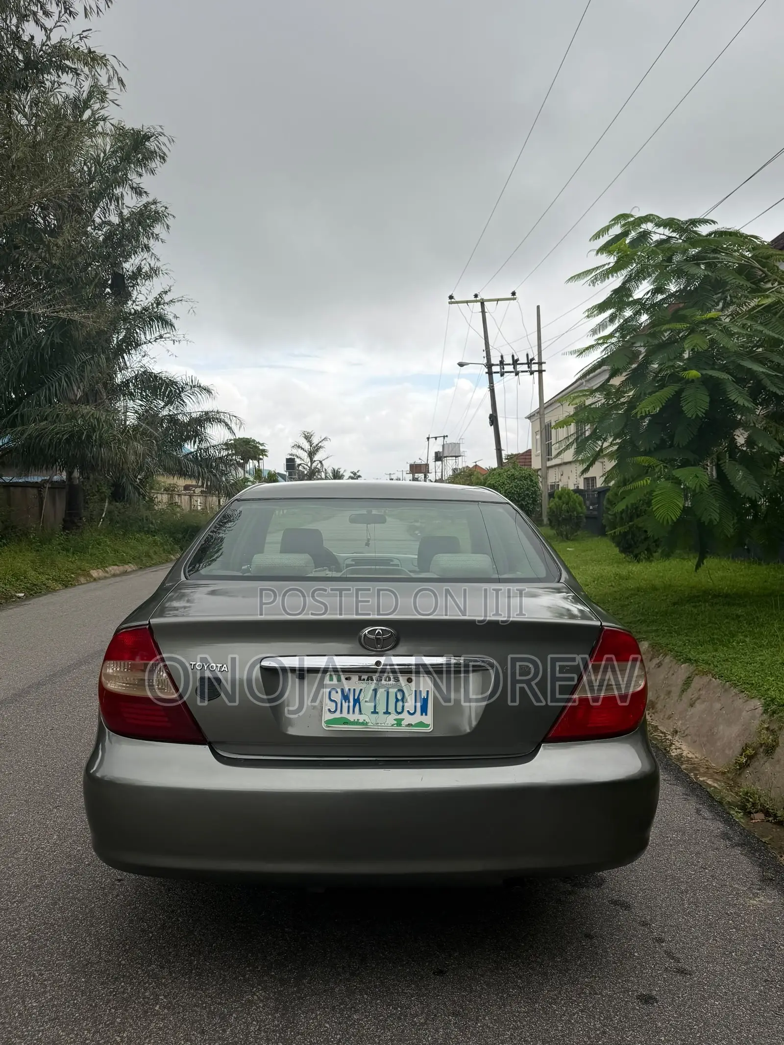 Toyota Camry 2004 Gray