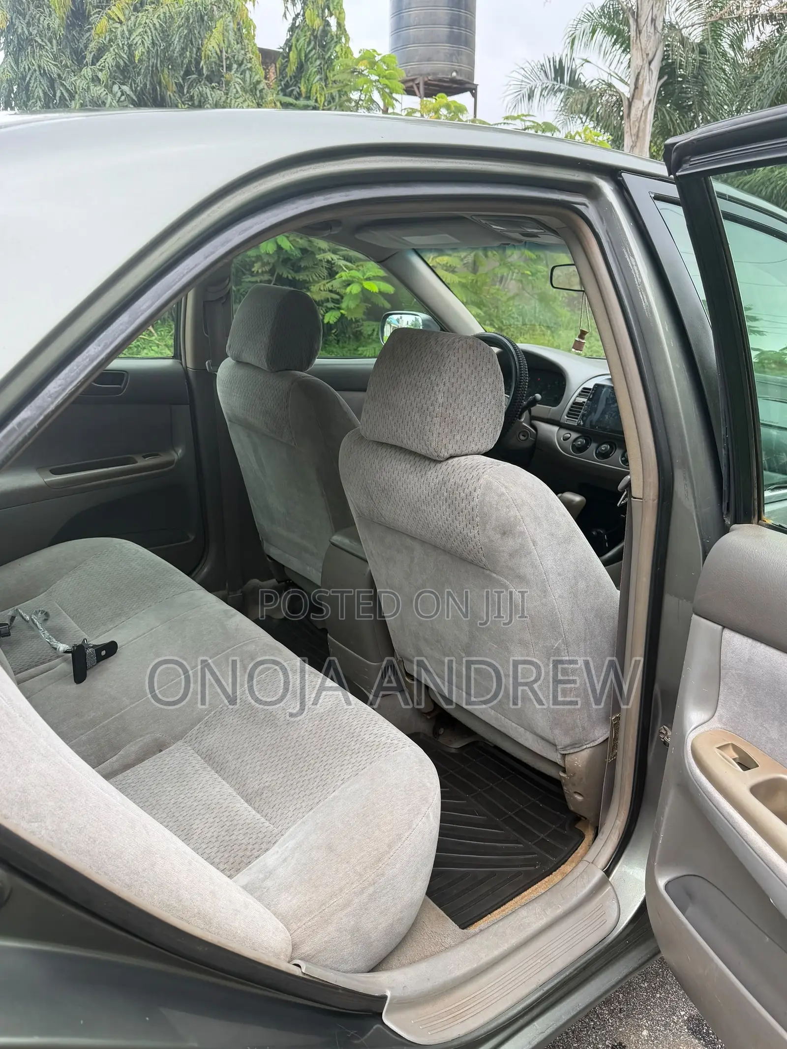 Toyota Camry 2004 Gray
