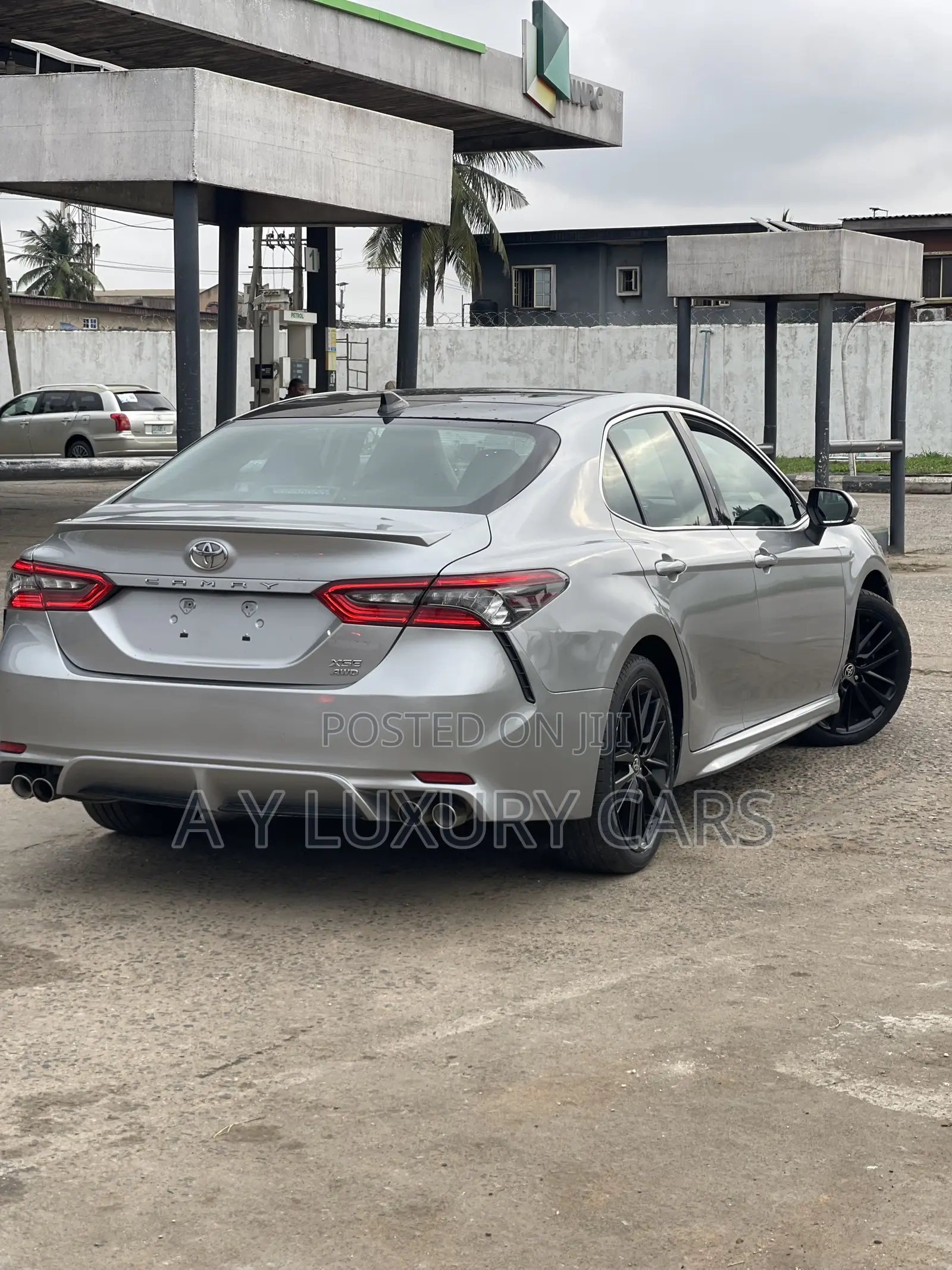 Toyota Camry XSE 2021 Silver