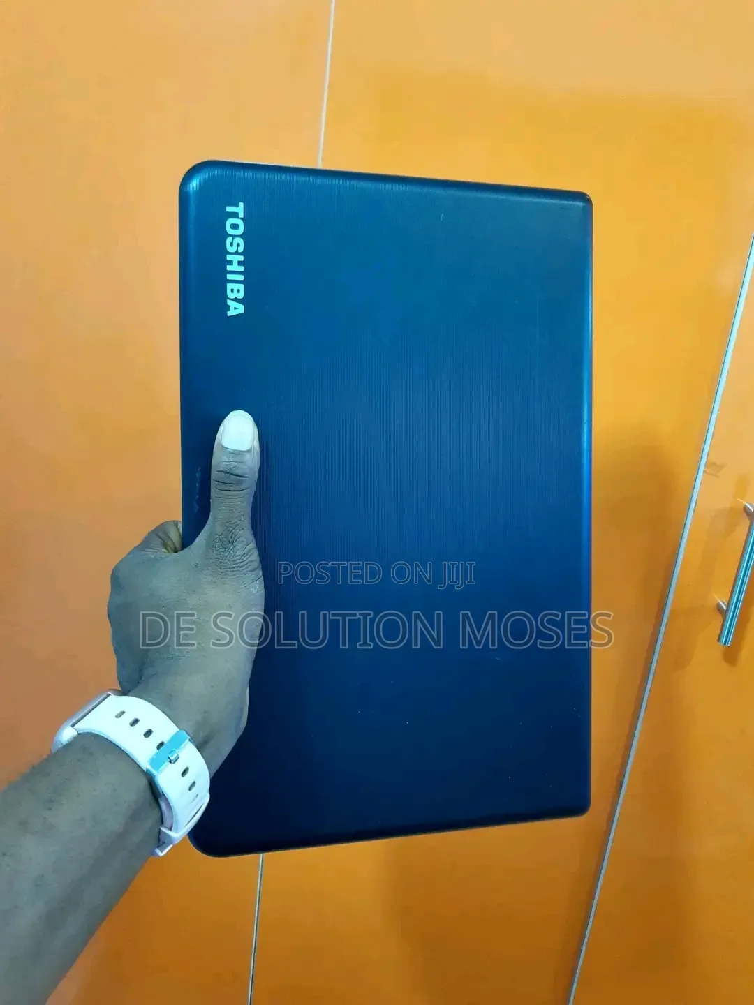 Laptop Toshiba Satellite C50A 4GB Intel Core i3 HDD 32GB