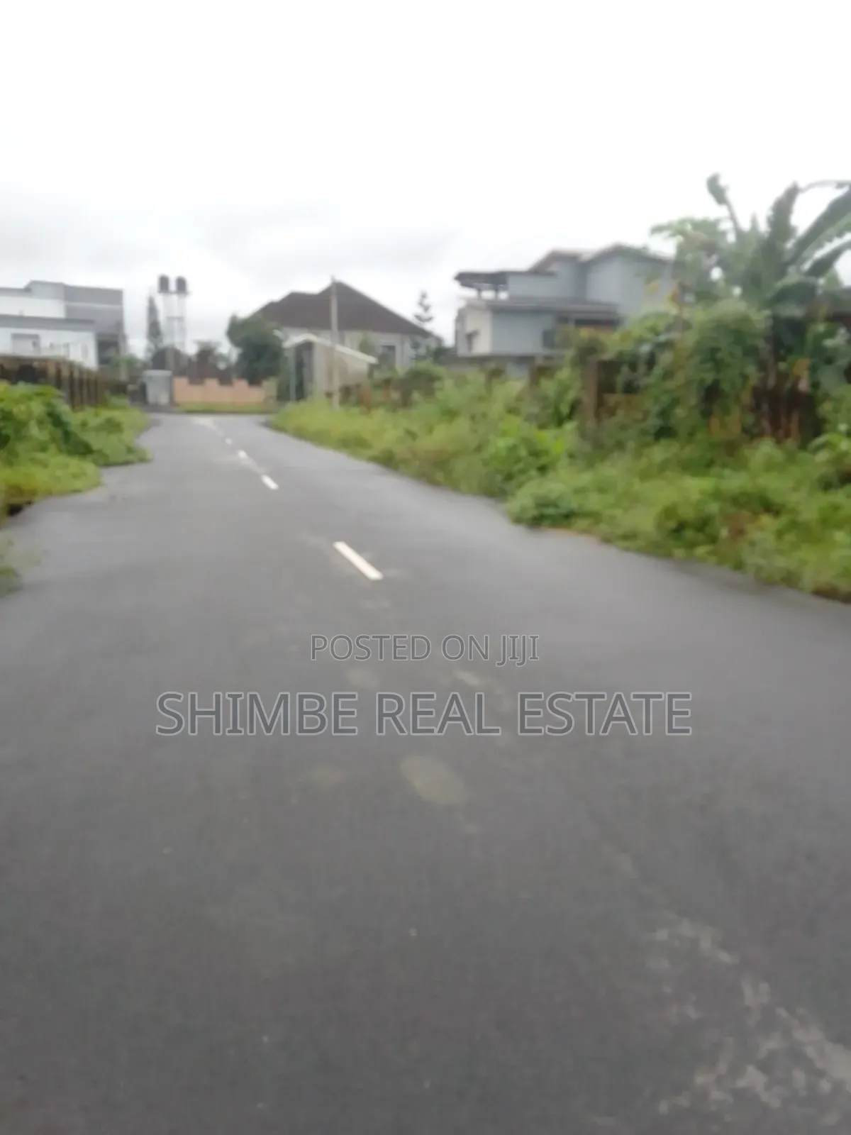 800sqm Land for Sale Main Shelter Afrique Estate