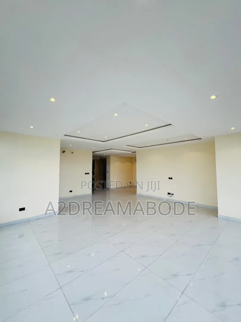 2bdrm Penthouse in Lekki, Ikate for sale