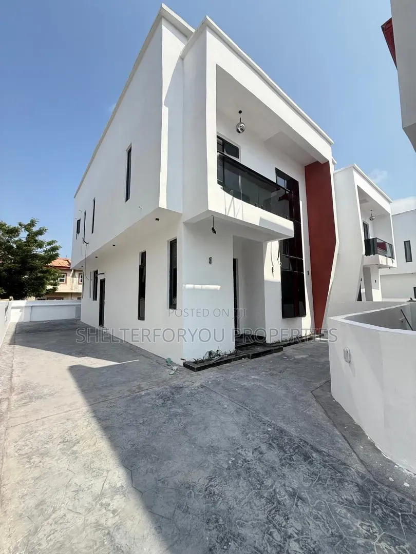 4bdrm Duplex in Sangotedo for sale