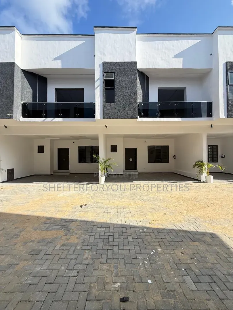 4bdrm Duplex in VGC / Ajah for sale