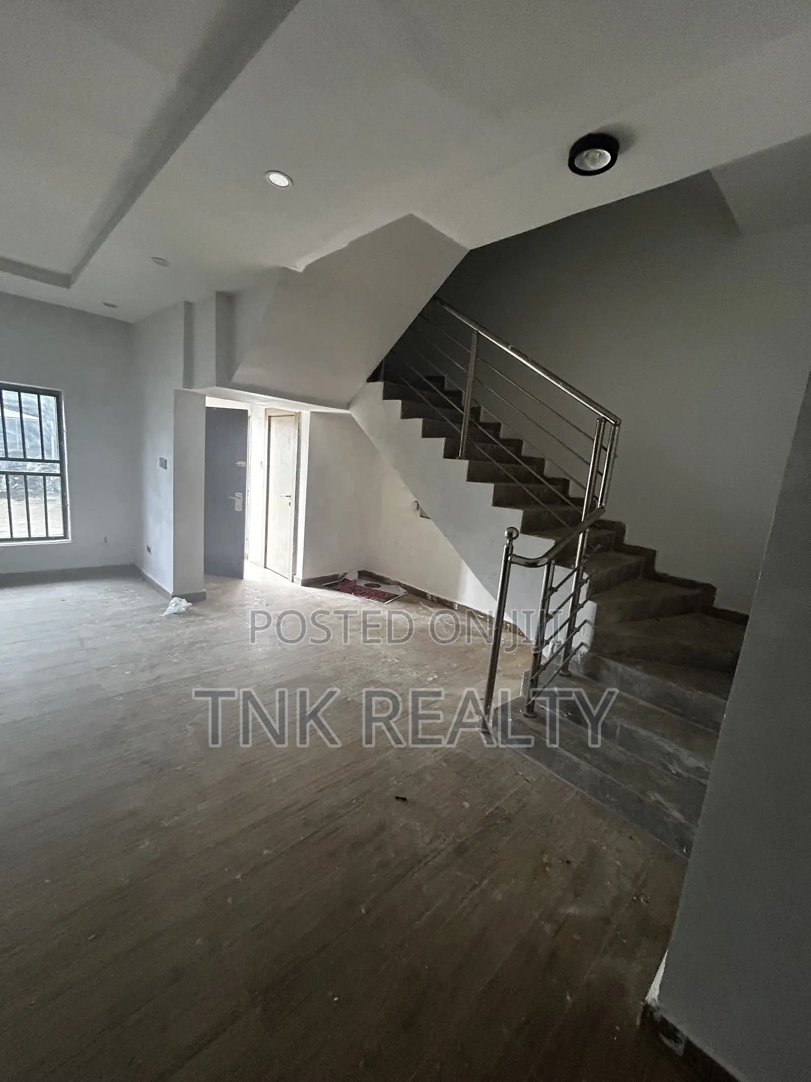 4bdrm Townhouse / Terrace in Jahi for rent