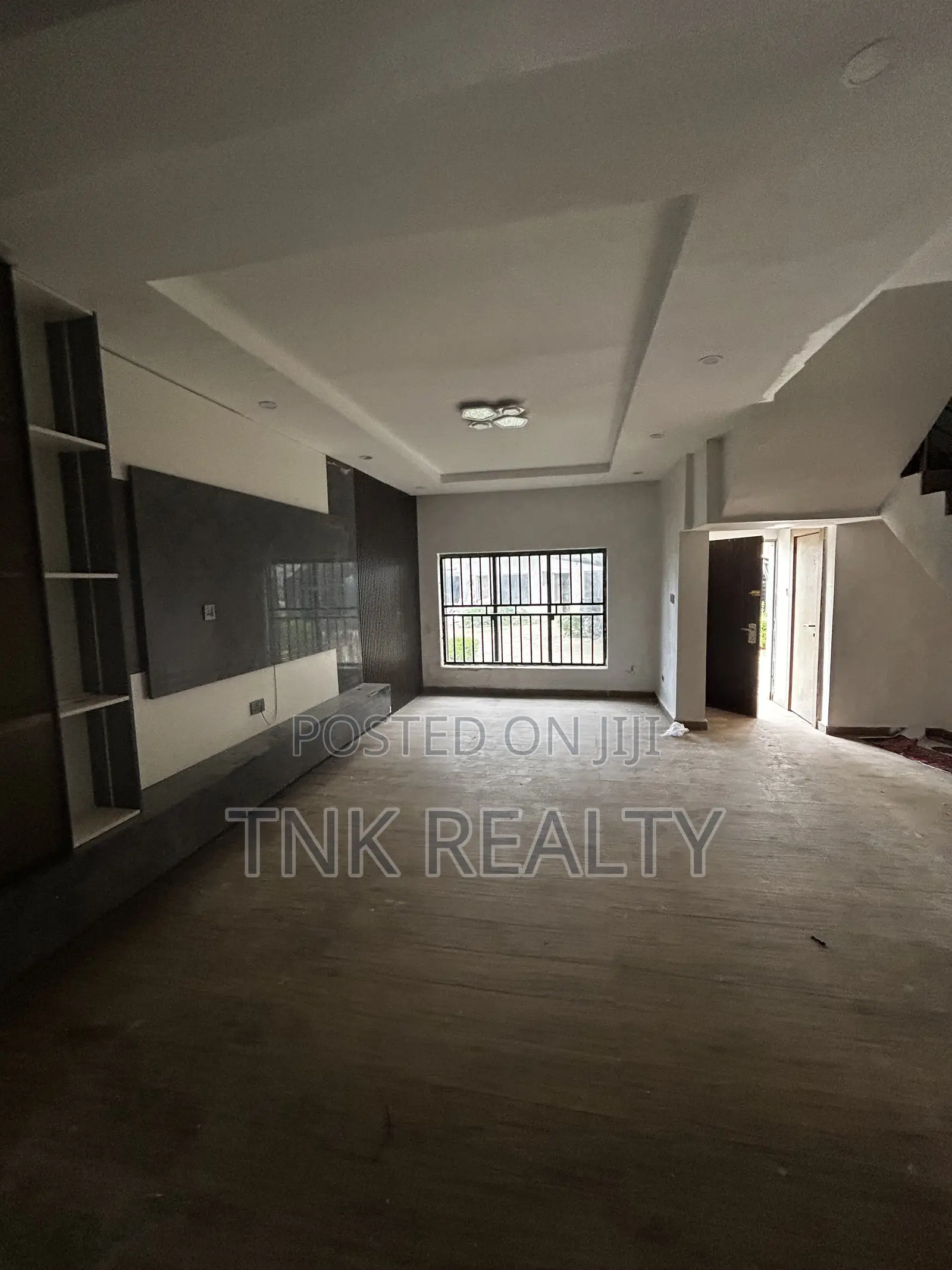 4bdrm Townhouse / Terrace in Jahi for rent