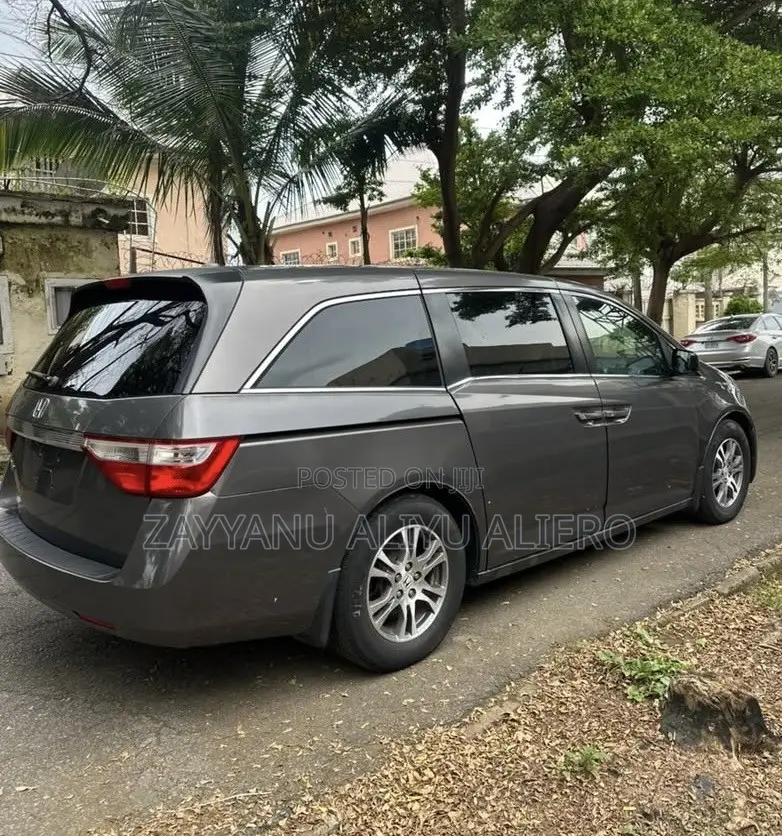 Honda Odyssey 2013 Gray