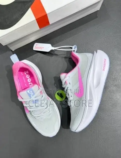 Classic Nike ZoomX Street Style Running Sneakers
