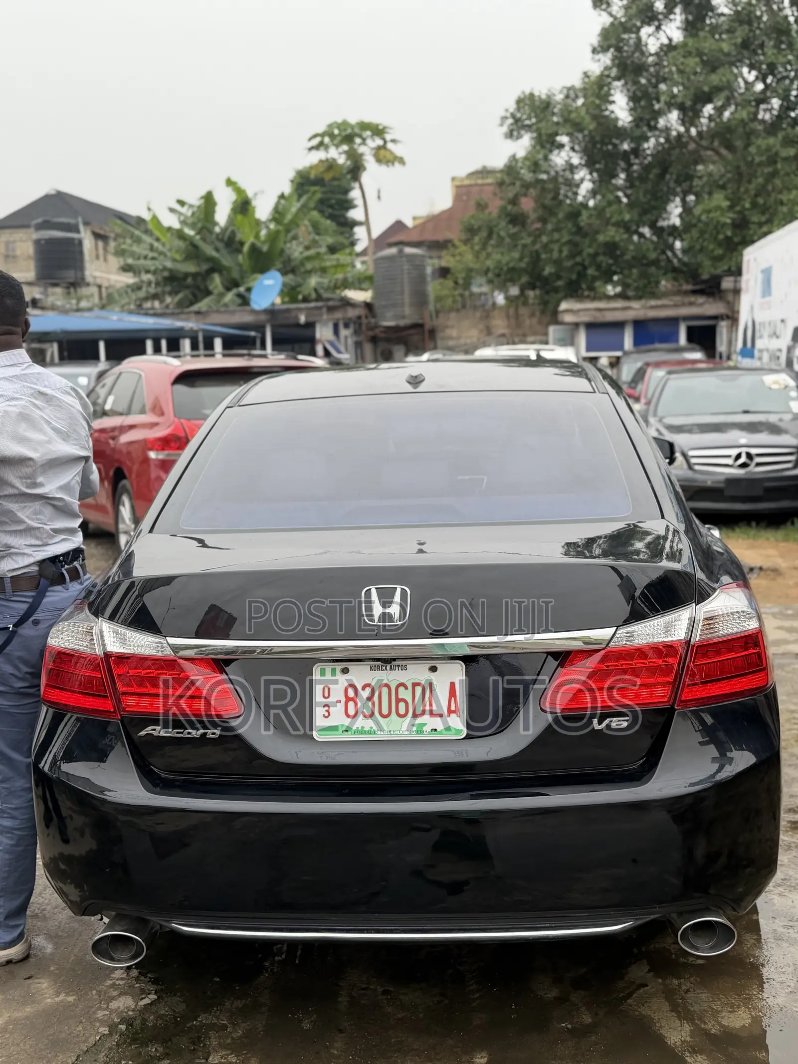 Honda Accord EX-L V-6 4dr Sedan FWD (3.5L 6cyl 6A) 2013 Black