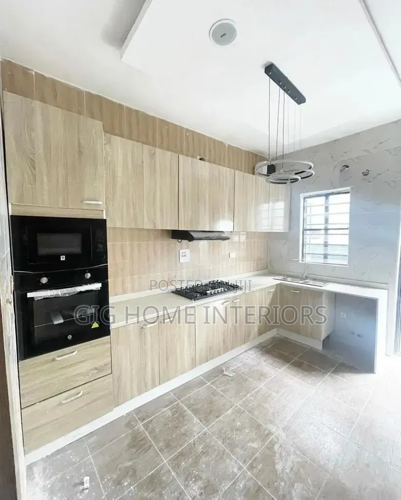 4bdrm Duplex in Ikota Gra, Ajah for sale
