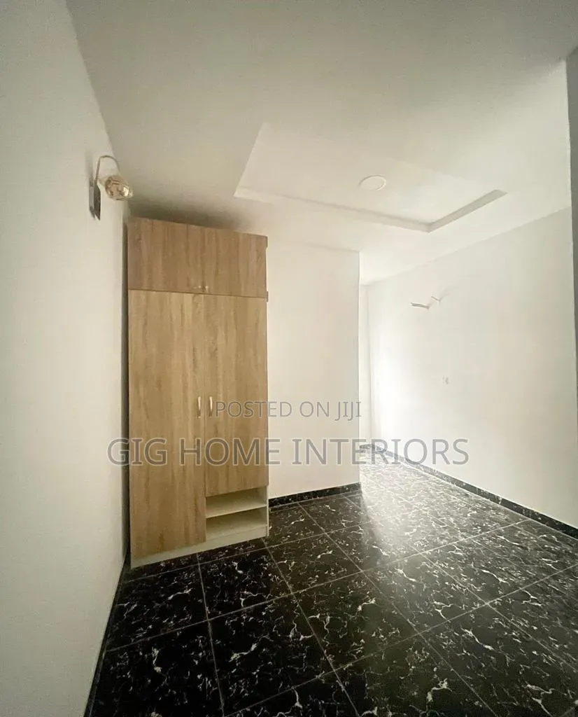 4bdrm Duplex in Ikota Gra, Ajah for sale