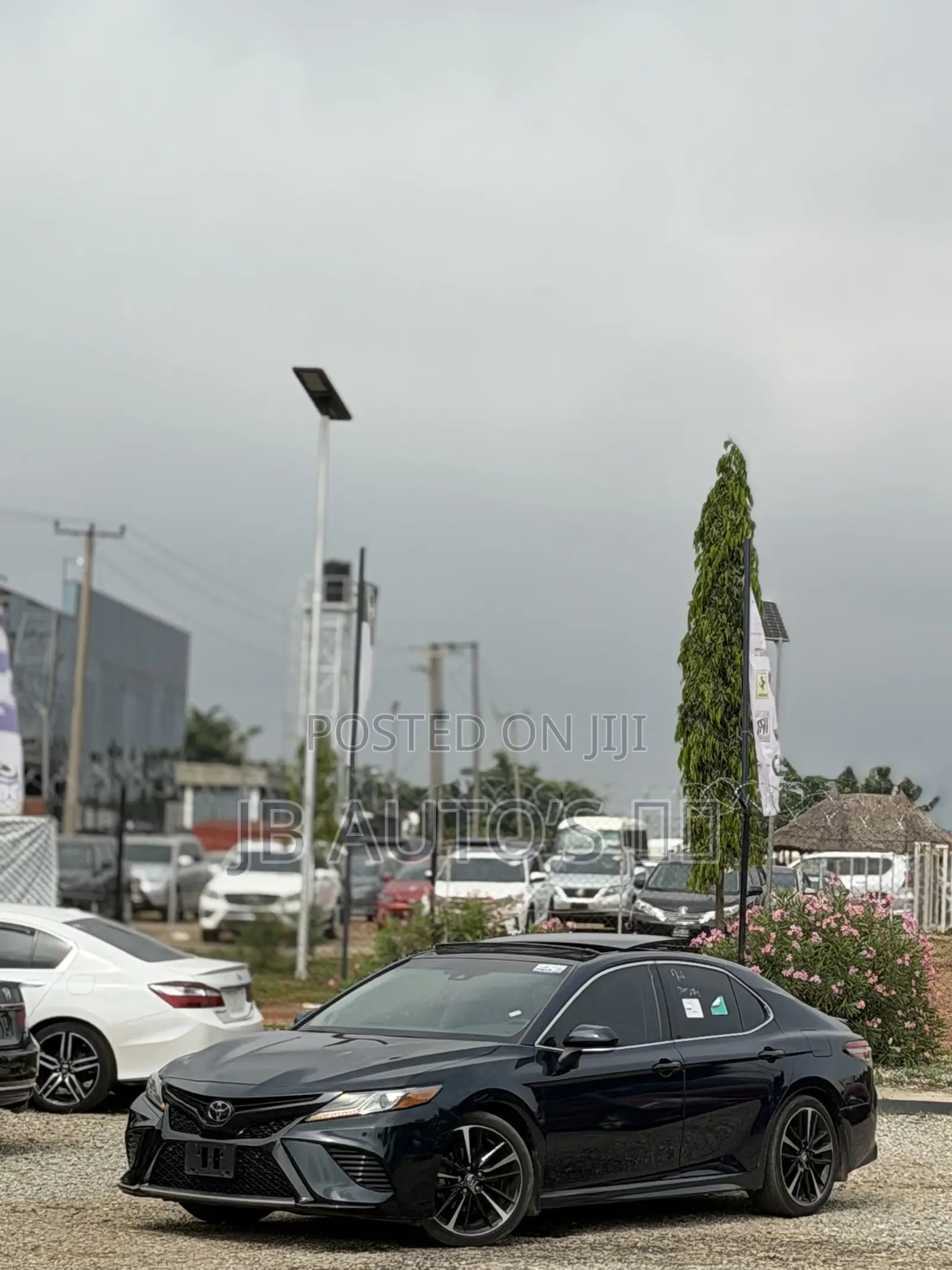 Toyota Camry XSE V6 FWD (3.5L 6cyl 8AM) 2018 Black
