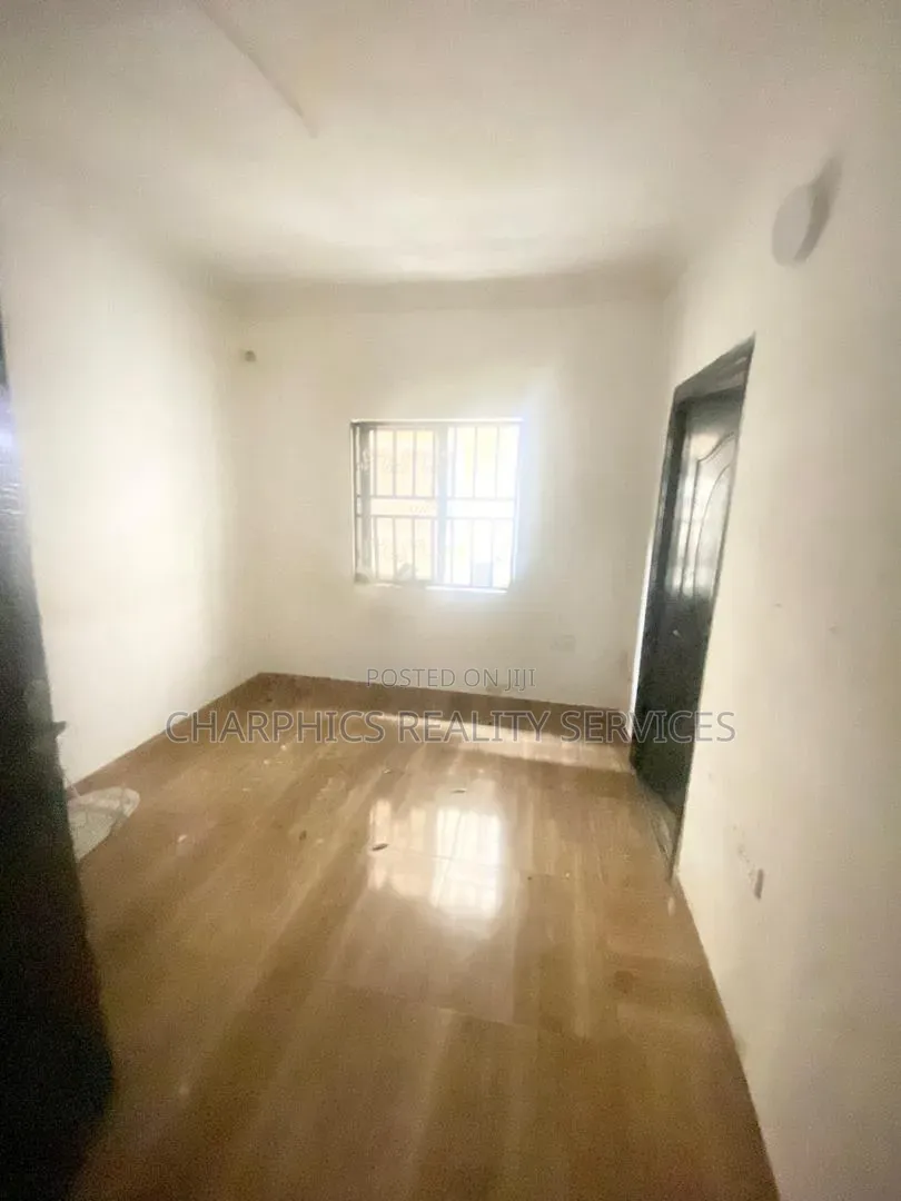 Mini Flat in Lekki Phase 1 for rent