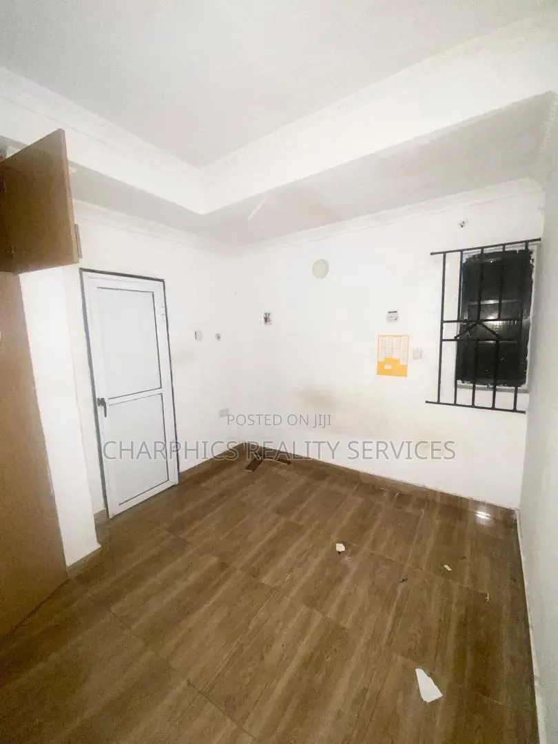 Mini Flat in Lekki Phase 1 for rent
