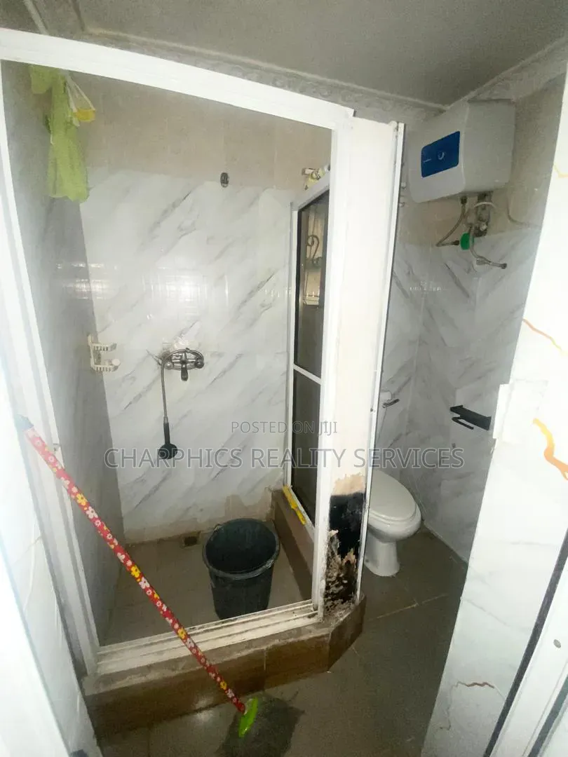 Mini Flat in Lekki Phase 1 for rent