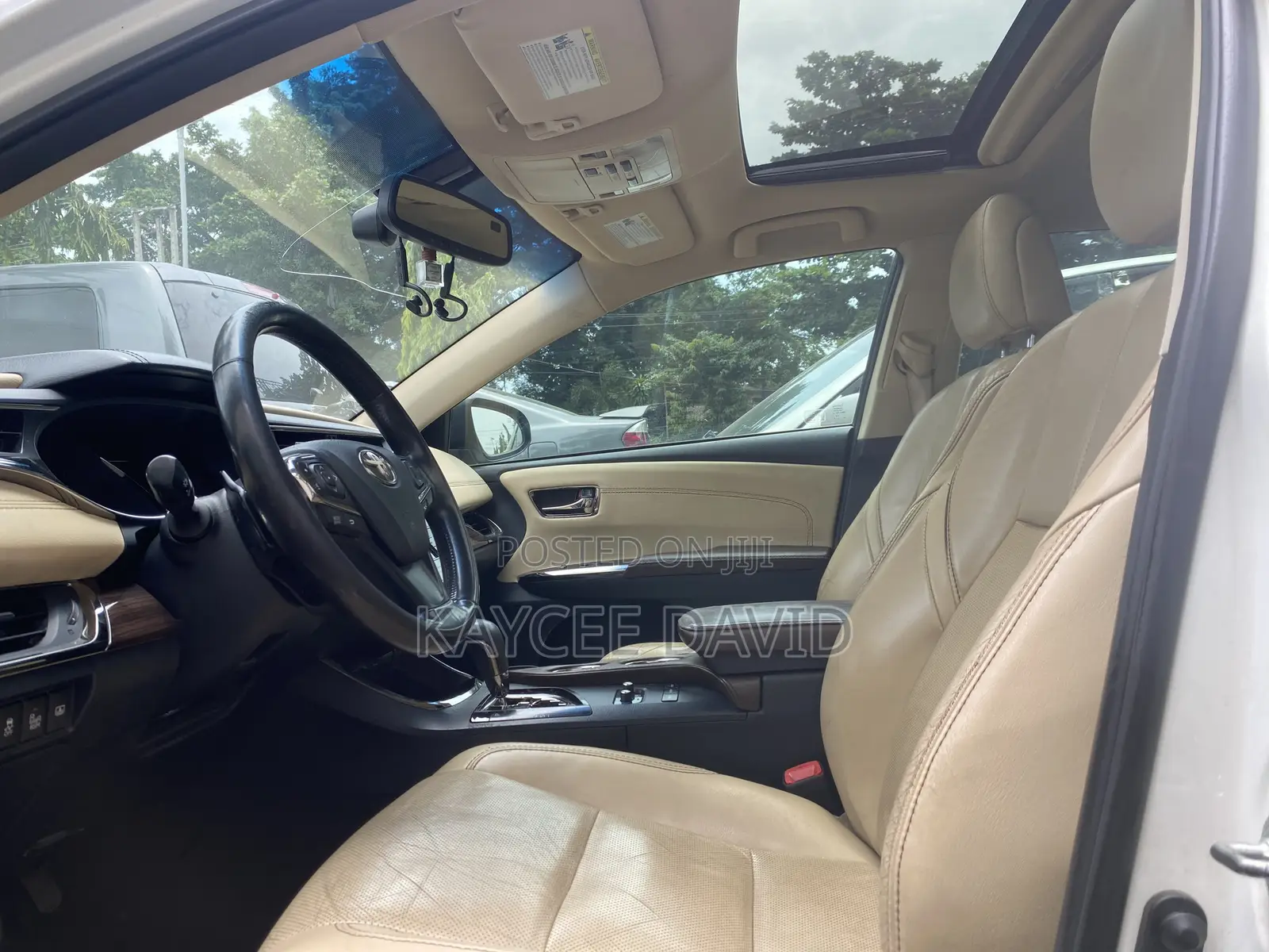 Toyota Avalon Limited Sedan FWD (3.5L 6cyl 6A) 2013 White