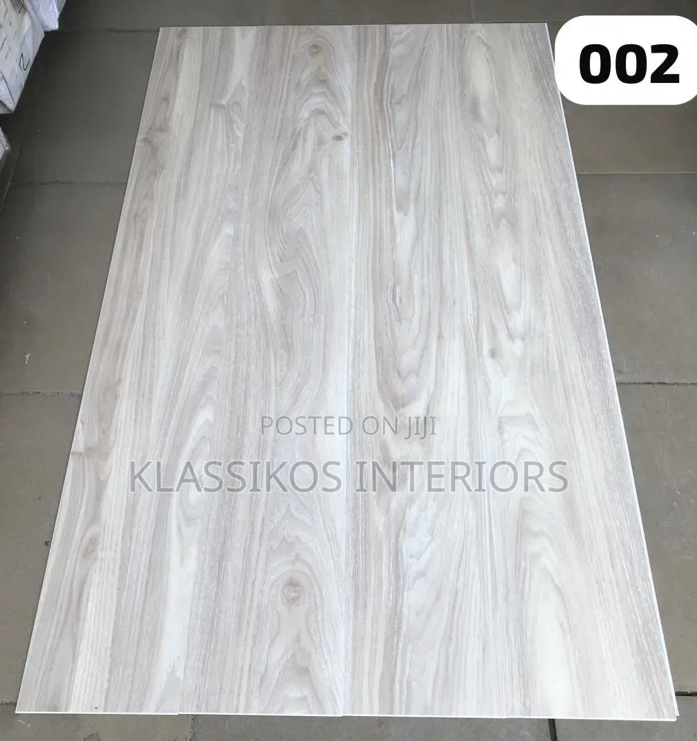 ​Modern Wood Effect Vinyl and SPC Flooring for Living Room & Office