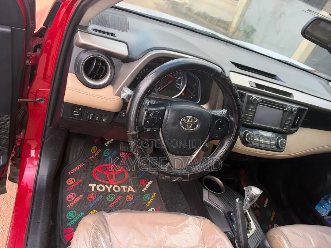 Toyota RAV4 Limited 4dr SUV AWD (2.5L 4cyl 6A) 2014 Burgundy
